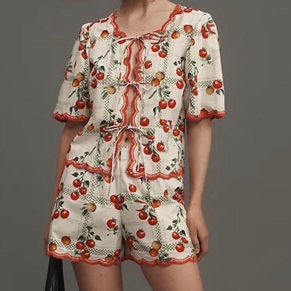 Anthropologie Tops - Anthropologie Maeve Veggie Blooms Tie Front Scalloped Top Cotton Bow - Small